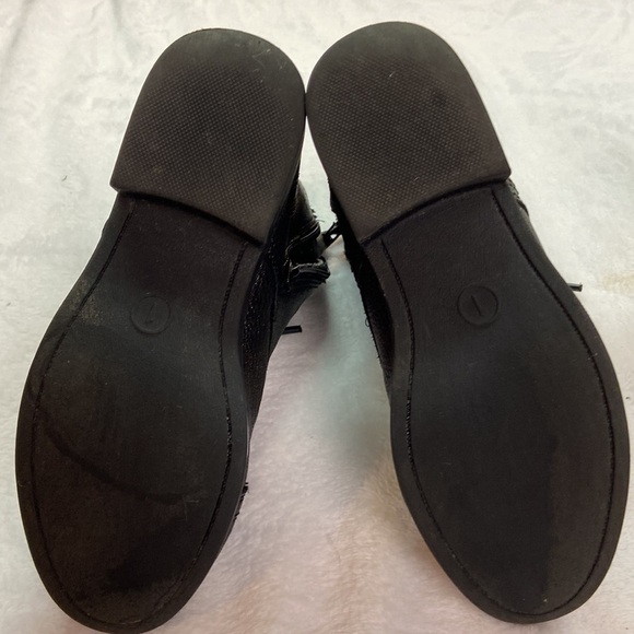 Steve Madden Combat Boot Lace up and Zipper Metallic Black Embellishments Y S3 - Picture 12 of 16